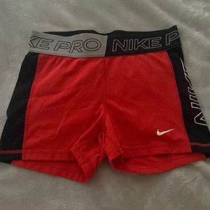 Women’s Nike pros